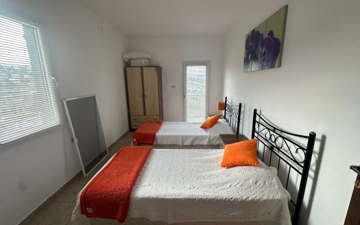 Küçükbük Koyu’nda Site İçerisinde 5 + 1 Müstakil Bahçeli Villa