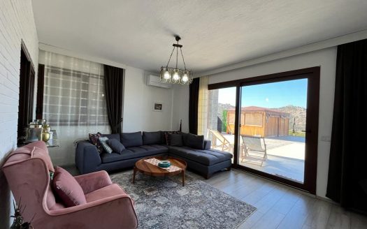 Gündoğan’da Satılık 5+2 Müstakil Bahçeli Villa