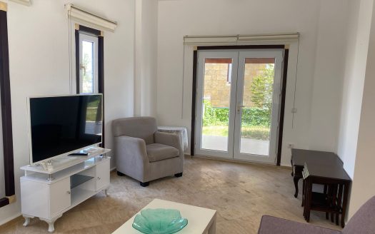 Küçükbük Koyunda Denize Yakın 3+1 Yıllık Kiralık Eşyalı Villa