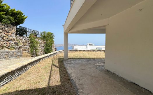 Yalıkavak Koyunda Müstakil Deniz Manzaralı Geniş Bahçeli Villa