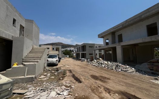 Fırsat!! Küçükbük Koyunda Denize 3 Dakika 2+1 Projeden Daireler