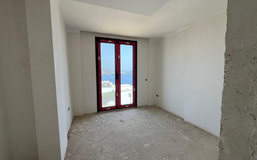 Yalıkavak Koyunda Müstakil Deniz Manzaralı Geniş Bahçeli Villa