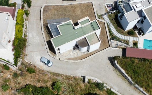 Yalıkavak Koyunda Müstakil Deniz Manzaralı Geniş Bahçeli Villa