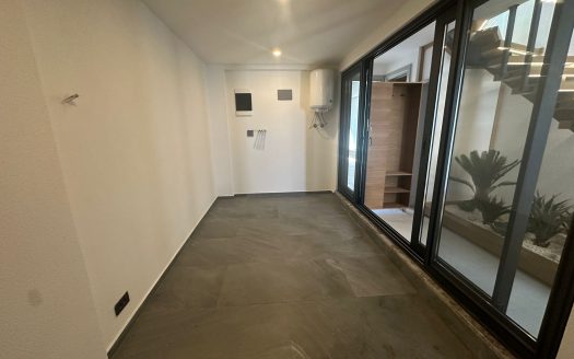 Gündoğan Merkezi Konumda 2+1 Bahçeli Yeni Dubleks Villa