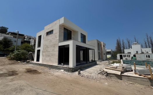 Fırsat!! Küçükbük Koyunda Denize 3 Dakika 2+1 Projeden Daireler
