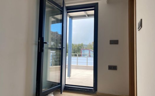 Bodrum Türkbükü Koyunda Denize Çok Yakın 2+1 Sıfır Villa