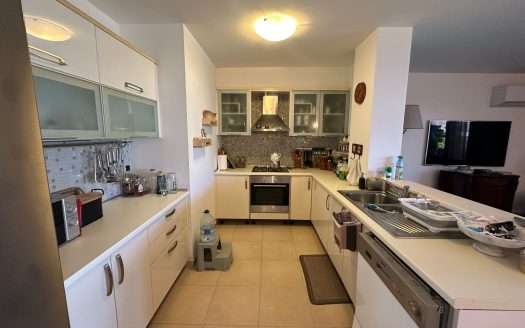 Gündoğan Koyunda Deniz Sıfır Site İçinde Bahçeli Villa Satılık