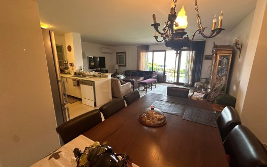Gündoğan Koyunda Deniz Sıfır Site İçinde Bahçeli Villa Satılık