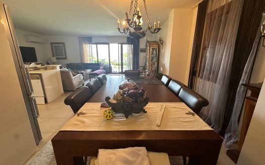 Gündoğan Koyunda Deniz Sıfır Site İçinde Bahçeli Villa Satılık