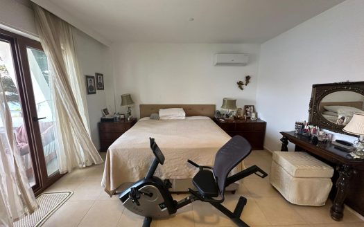 Gündoğan Koyunda Deniz Sıfır Site İçinde Bahçeli Villa Satılık