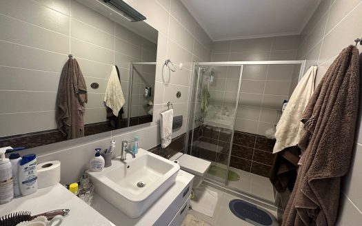 Gündoğan Koyunda Deniz Sıfır Site İçinde Bahçeli Villa Satılık