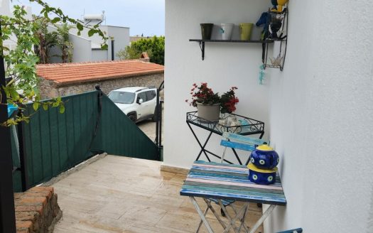 Bodrum Küçükbük’te Denize Yürüme Mesafesinde Tek Katlı Daire